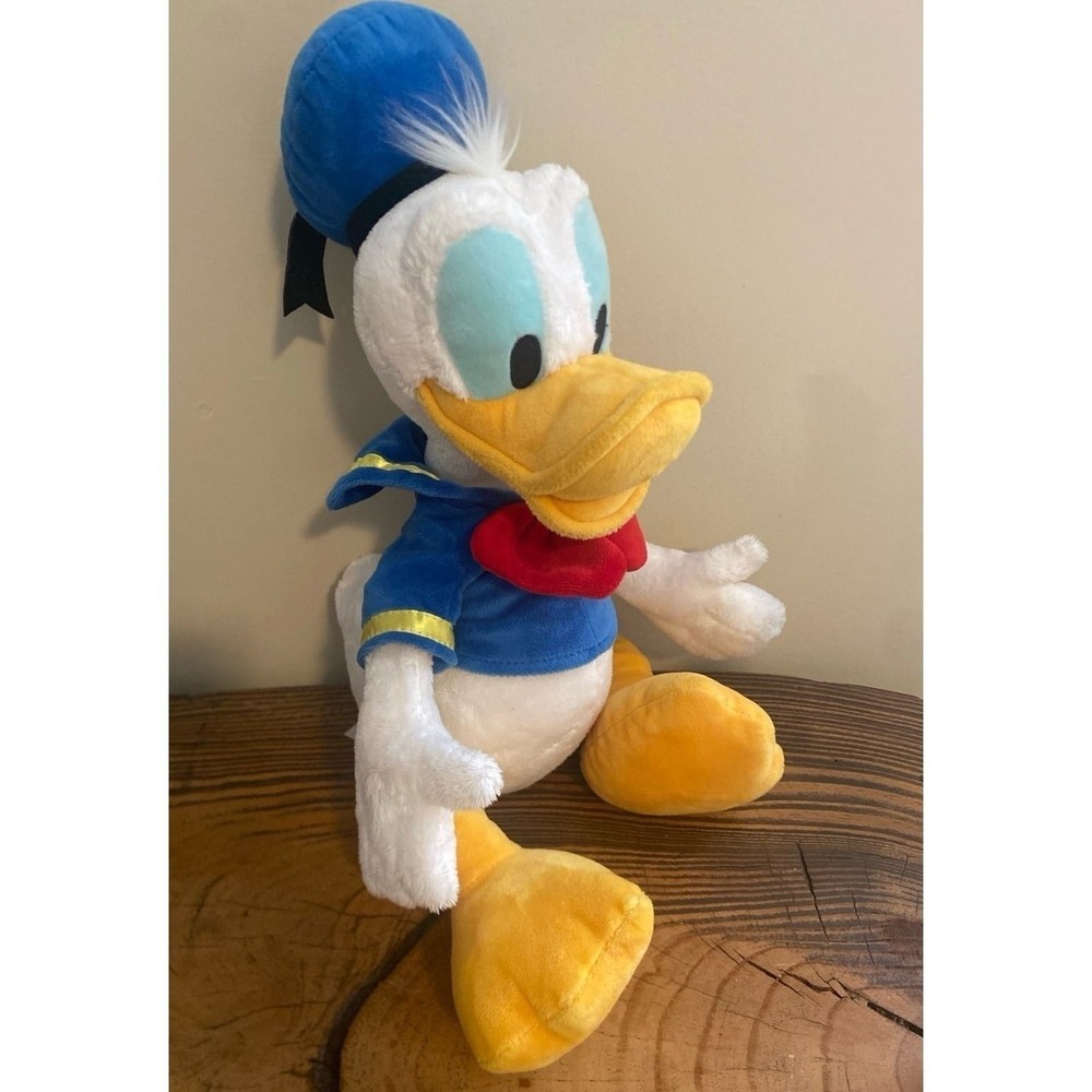 Disney Store Donald Duck Plush 14"